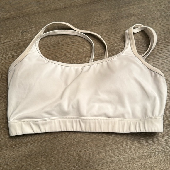 White aerie Sports Bra with padding size large and bra notches - Picture 1 of 4